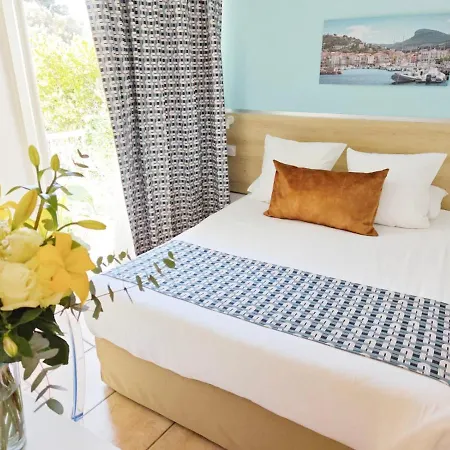 Hotel Des Calanques Port De