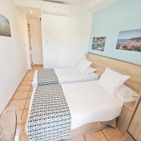 Hotel Des Calanques Port De