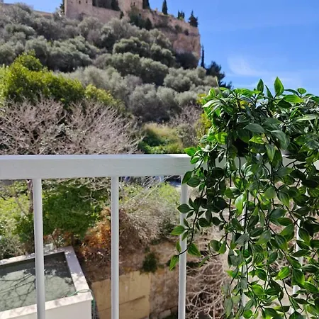 Des Calanques 2* Cassis