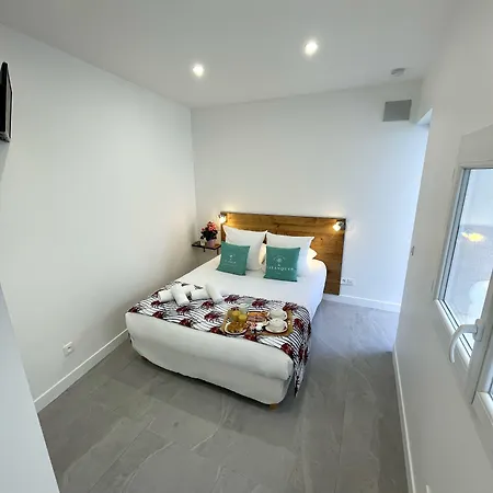 Des Calanques Port De Hotel 2*