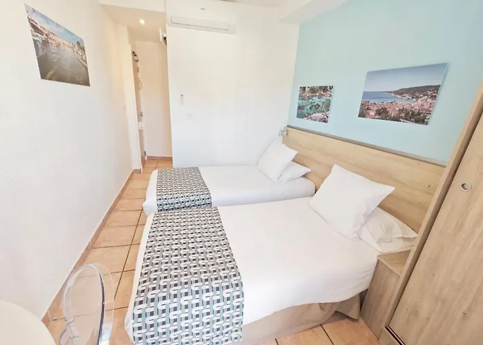 Hotel Des Calanques Port De