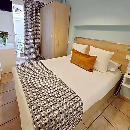 Des Calanques Port De Hotel