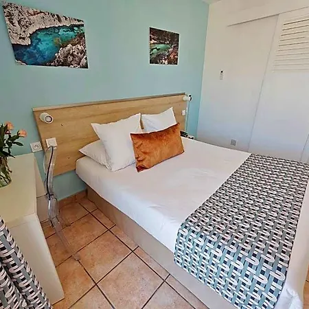 Hotel Des Calanques Port De