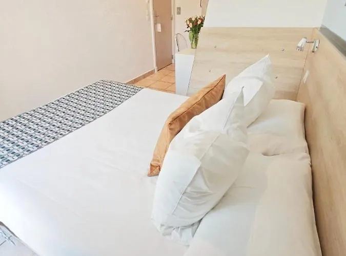Hotell Des Calanques Port De 2*